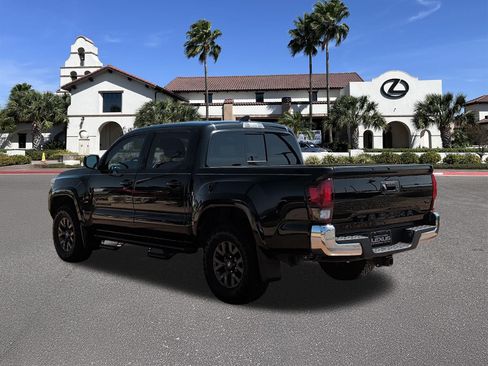 Used 2023 Toyota Tacoma SR5 RWD image 4