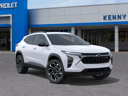 New 2026 Chevrolet Trax RS w/ Sunroof Package image 7