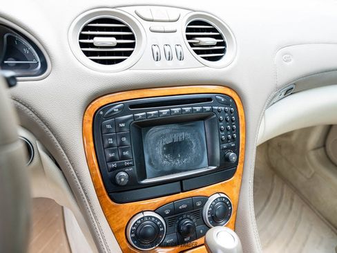 Used 2004 Mercedes-Benz SL 500 image 56