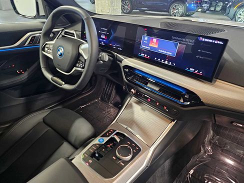 Used 2025 BMW i4 xDrive40i w/ Parking Assistance Package image 42
