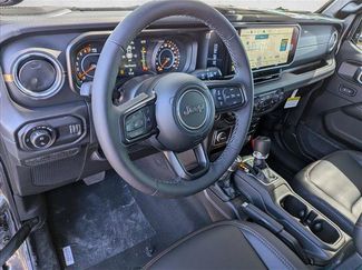 New 2026 Jeep Gladiator Sport AWD/4WD video 3
