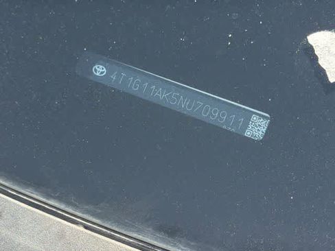 Used 2022 Toyota Camry SE image 26