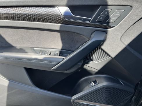 Used 2021 Audi SQ5 Premium Plus image 14
