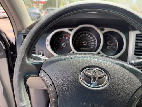 Used 2003 Toyota 4Runner Limited image 45