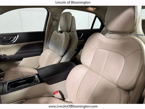 Used 2020 Lincoln Continental Reserve image 21