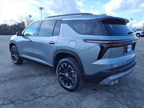 New 2026 Chevrolet Traverse LT w/ Sun and Wheel Package image 5