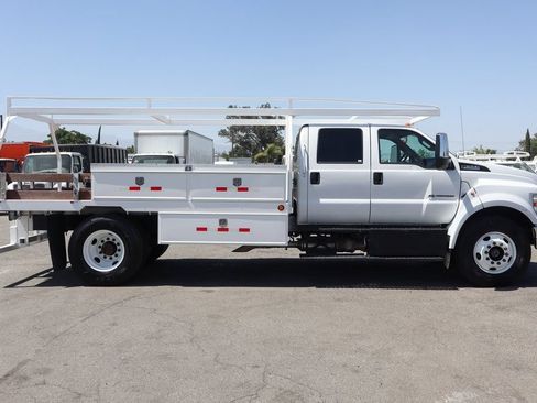 Used 2016 Ford F650 2WD Crew Cab Super Duty image 10
