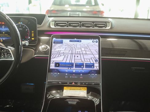 New 2026 Mercedes-Benz Maybach S 580 4MATIC image 10