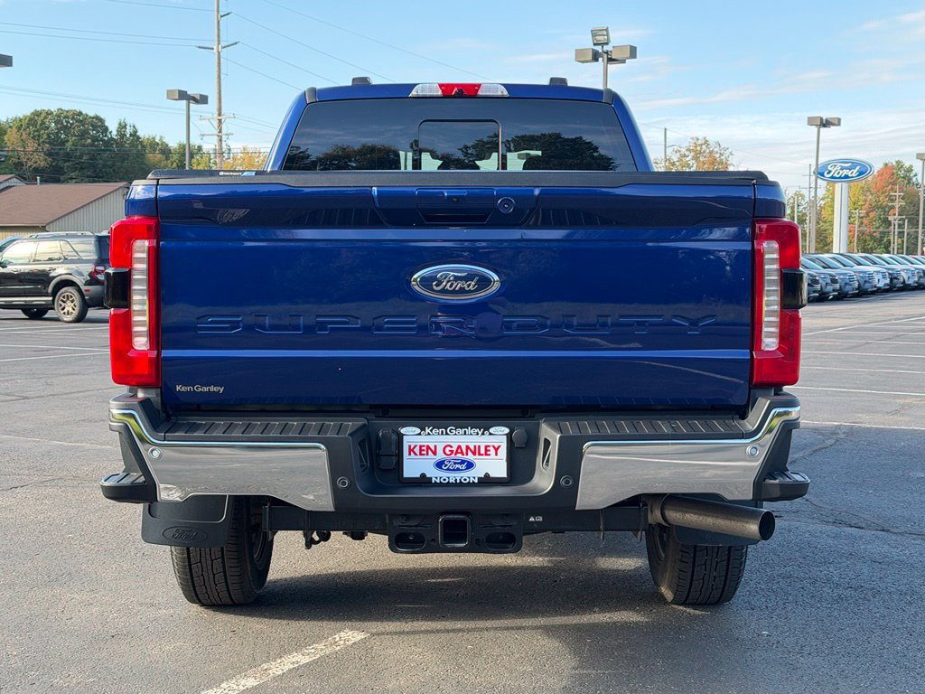 Used 2026 Ford F250 Lariat AWD/4WD image 10