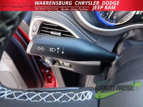 New 2026 Chrysler Pacifica Select image 19