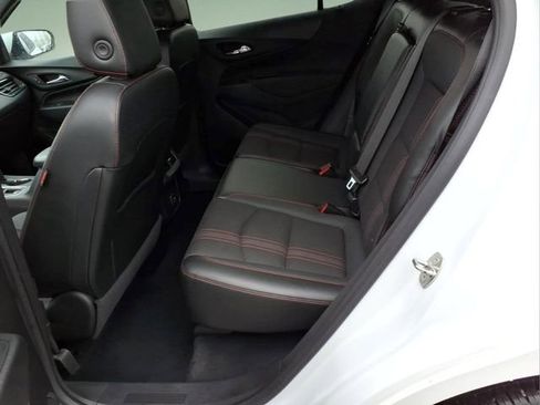 Used 2023 Chevrolet Equinox RS image 12