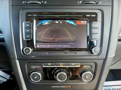 Used 2014 Volkswagen Jetta TDI FWD image 30