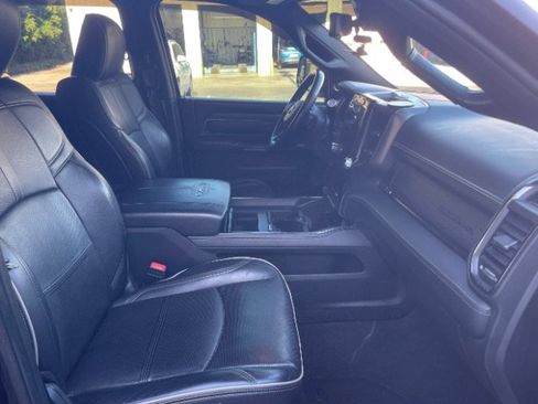 Used 2022 RAM 3500 Limited AWD/4WD image 17