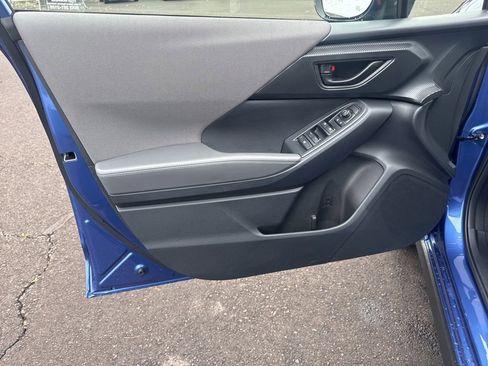 Certified 2025 Subaru Crosstrek 2.0i Premium image 19