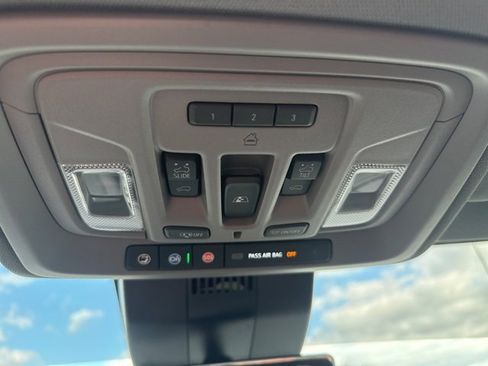 Used 2025 Chevrolet Silverado 1500 LTZ w/ LTZ Premium Package image 26