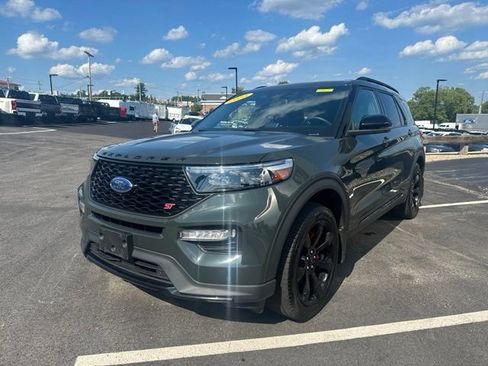 Certified 2023 Ford Explorer ST w/ Equipment Group 401A AWD/4WD image 7