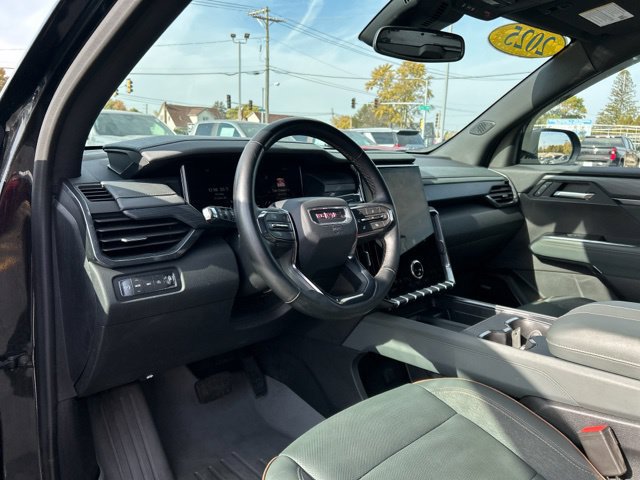 Used 2025 GMC Acadia AT4 w/ Luxury Package AWD/4WD image 29