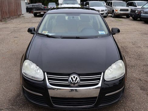 Used 2008 Volkswagen Jetta SE FWD image 3