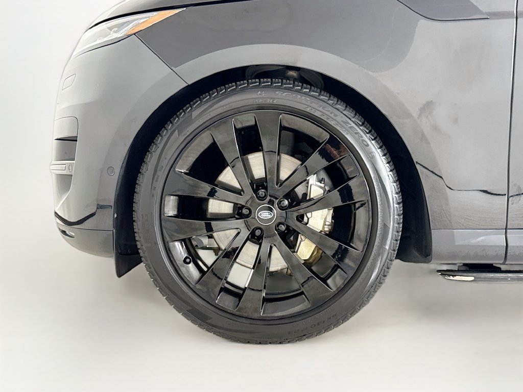 Used 2023 Land Rover Range Rover Sport SE AWD/4WD image 26