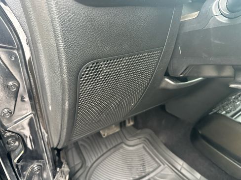 Used 2018 Jeep Wrangler Unlimited Sport S image 31