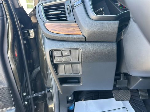 Used 2017 Honda CR-V Touring image 23