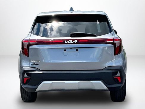 Used 2026 Kia Seltos LX FWD image 7