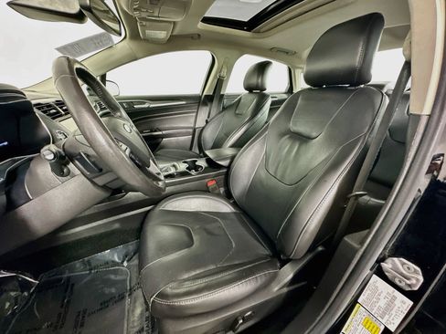 Used 2016 Ford Fusion Titanium AWD/4WD image 22
