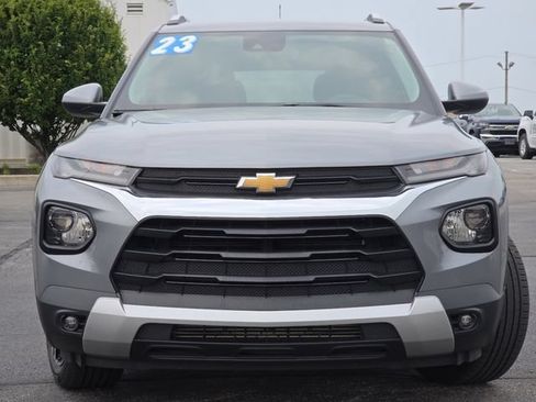 Used 2023 Chevrolet TrailBlazer LT w/ Convenience Package AWD/4WD image 11
