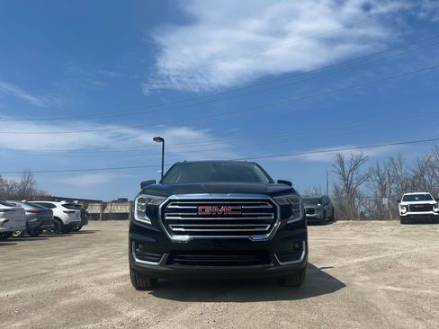Used 2024 GMC Terrain SLT image 4