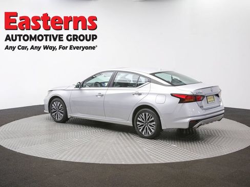 Used 2023 Nissan Altima 2.5 SV w/ SV Premium Package AWD/4WD image 66