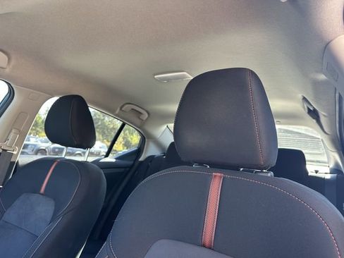 Certified 2025 Nissan Sentra SR w/ Midnight Edition FWD image 31