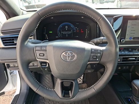 Used 2026 Toyota Camry XLE w/ Convenience Package image 20