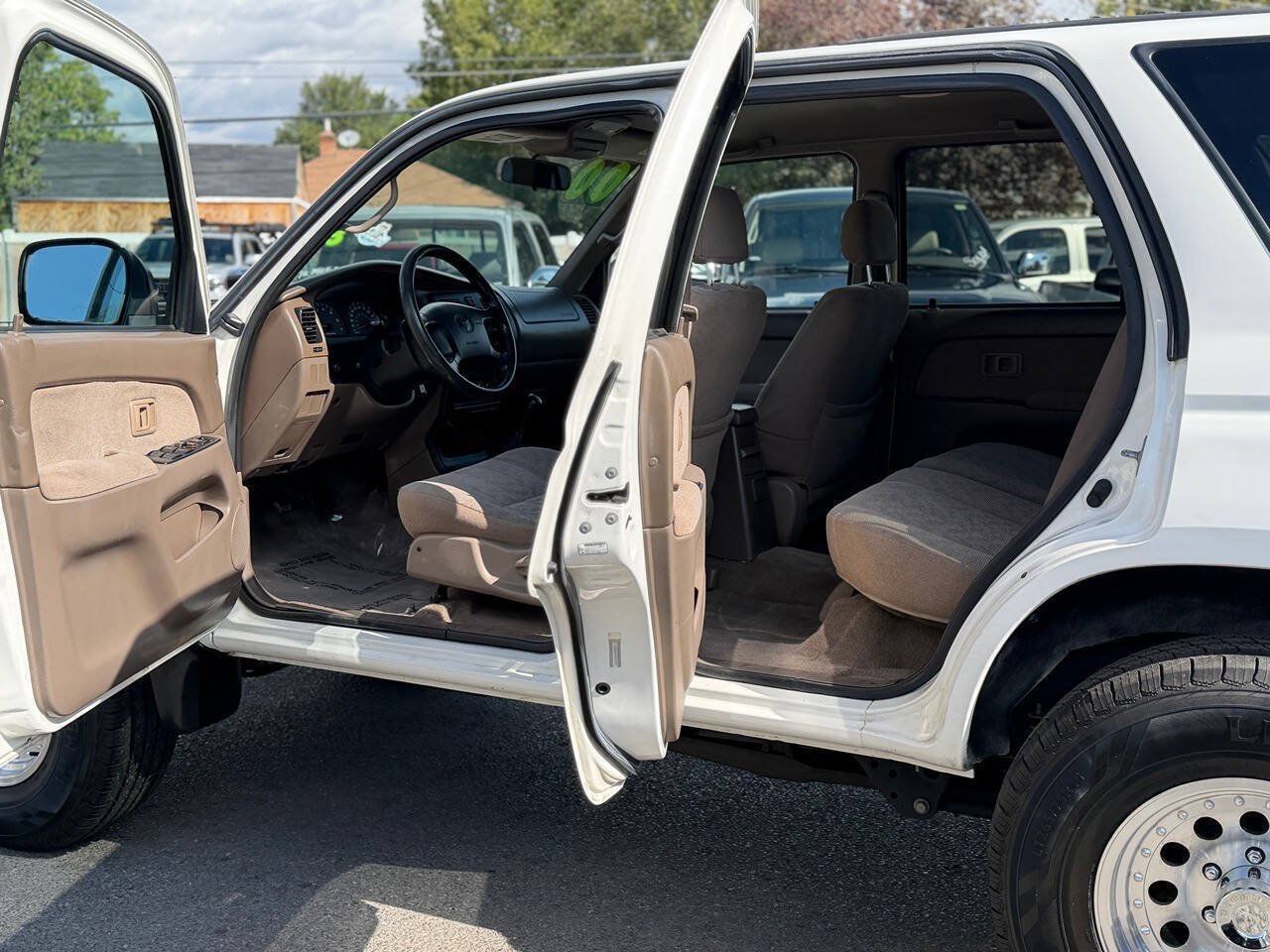 Used 2000 Toyota 4Runner 2WD w/ Upgrade Value Pkg 1 image 11