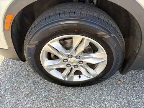 Used 2020 Chevrolet Blazer LT FWD image 10