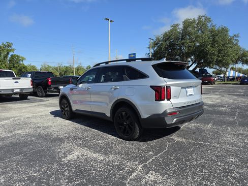 Used 2022 Kia Sorento S AWD/4WD image 7