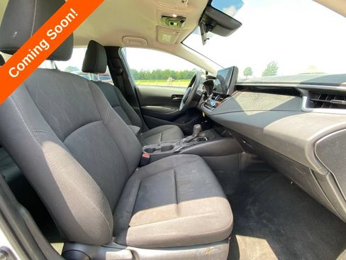 Used 2023 Toyota Corolla LE FWD image 33