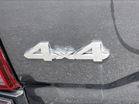Used 2022 Toyota Tacoma SR AWD/4WD image 10