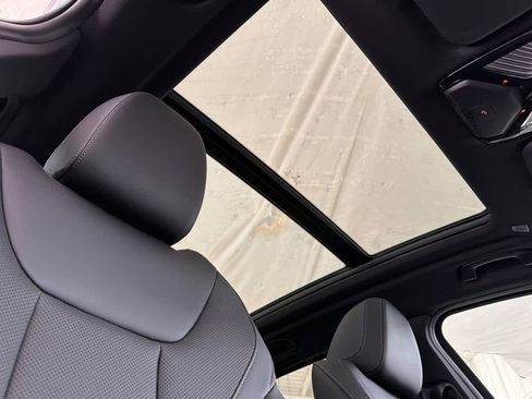 Used 2023 BMW X3 sDrive30i w/ Convenience Package image 17