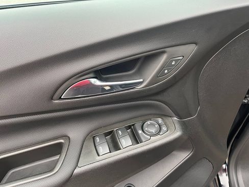 Used 2023 Chevrolet Equinox RS w/ RS Leather Package AWD/4WD image 11