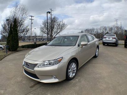 Used 2013 Lexus ES 300h w/ Luxury Pkg