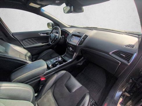 Used 2019 Ford Edge ST AWD/4WD image 19