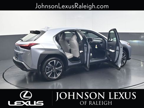 New 2026 Lexus UX 300h FWD image 30