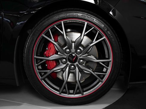 Used 2023 Chevrolet Corvette Stingray Preferred Cpe w/ Z51 Performance Package RWD image 27