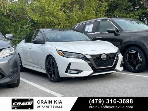 Used 2021 Nissan Sentra SR w/ SR Premium Package FWD image 1