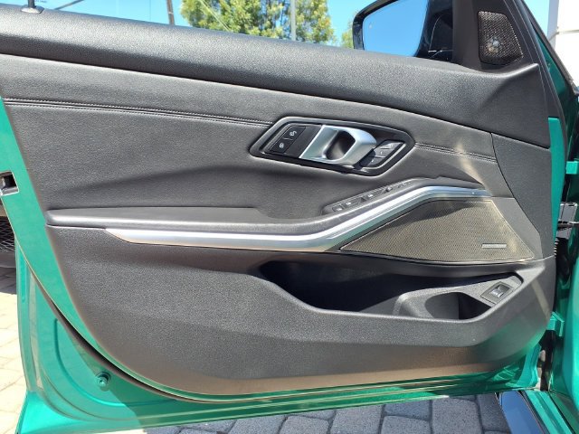 Used 2025 BMW M3 Competition RWD image 21