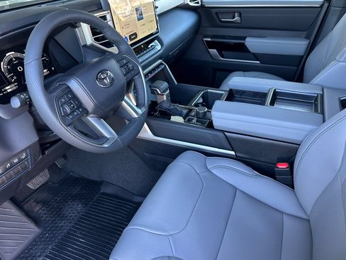 New 2026 Toyota Tundra Limited AWD/4WD image 10