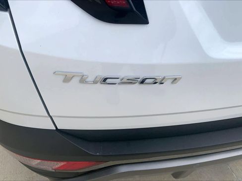 Certified 2022 Hyundai Tucson Limited FWD image 10