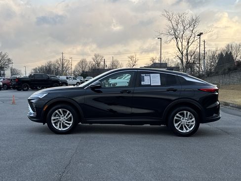 Used 2025 Buick Envista Preferred w/ Convenience I Package image 7