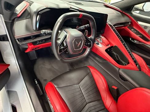 Used 2024 Chevrolet Corvette Stingray Premium Cpe RWD image 13