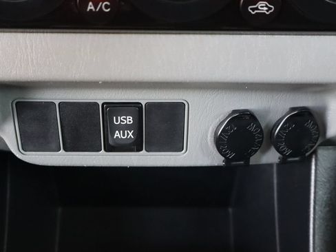 Used 2012 Toyota Tacoma 4x4 Double Cab w/ TRD Sport Pkg image 25